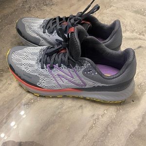 Women’s new balance sneakers size 11